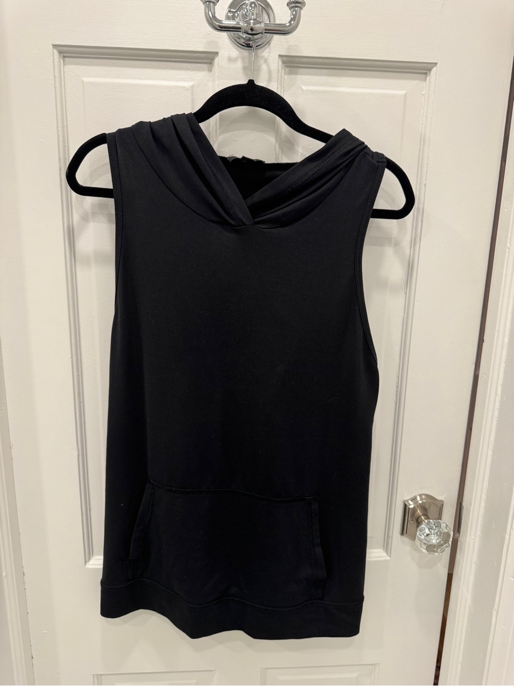 Alala Black Sleeveless Hooded Tank